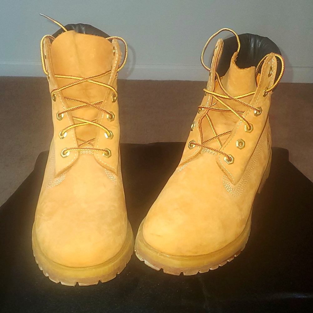 Timberland Construction Boots Womens size 9